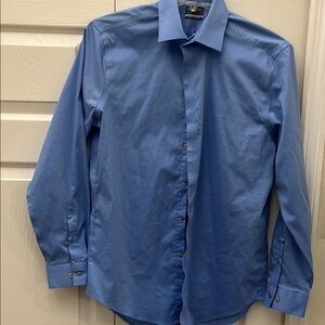 Van Heusen Blue Dress Shirt Classic Style